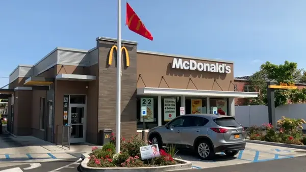 mcdonalds fast food commercial real estate